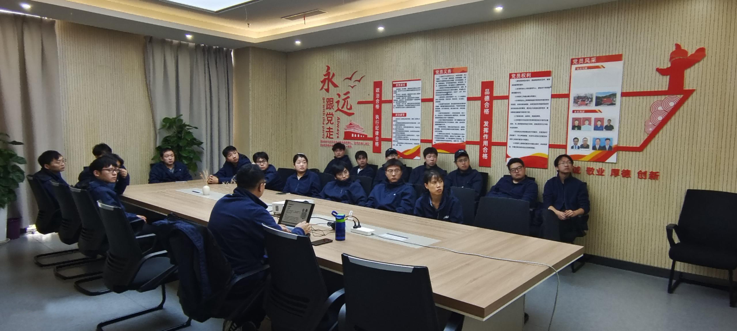 全民消防 生命至上│鈞聯(lián)電子組織開(kāi)展消防安全和救護(hù)專項(xiàng)培訓(xùn)